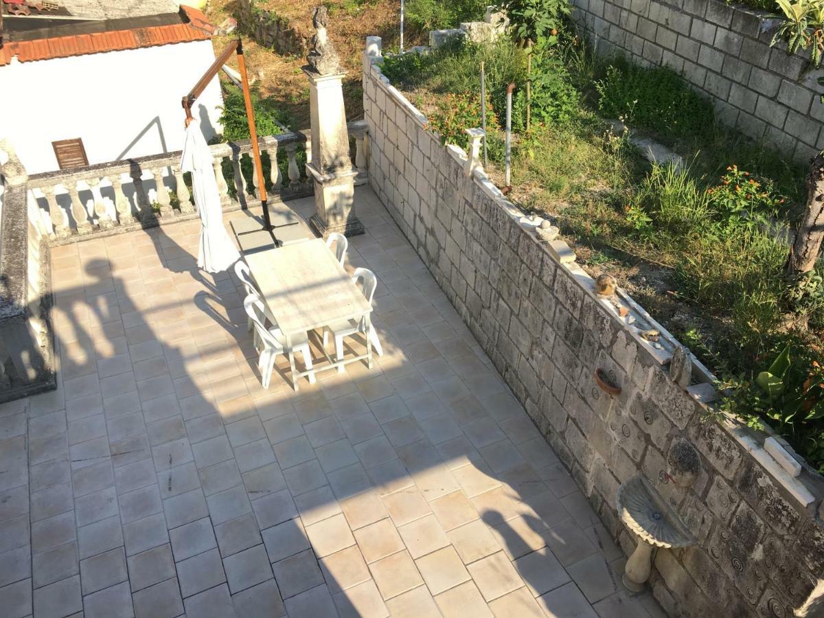 Juliet'S House Apartment Lettomanoppello ภายนอก รูปภาพ